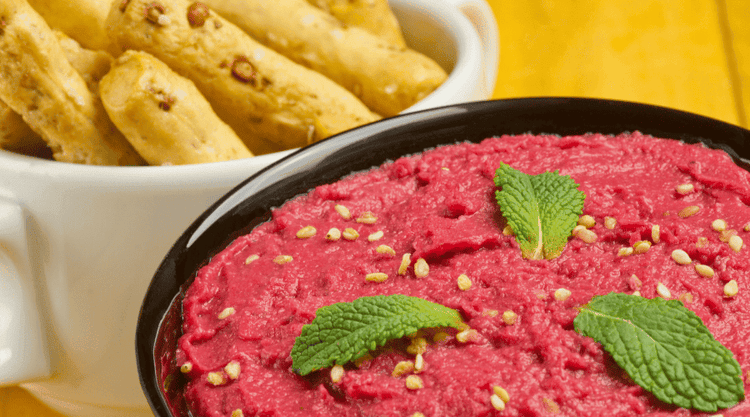 Puree z buraka - przepis na dodatek do obiadu lub przekąskę