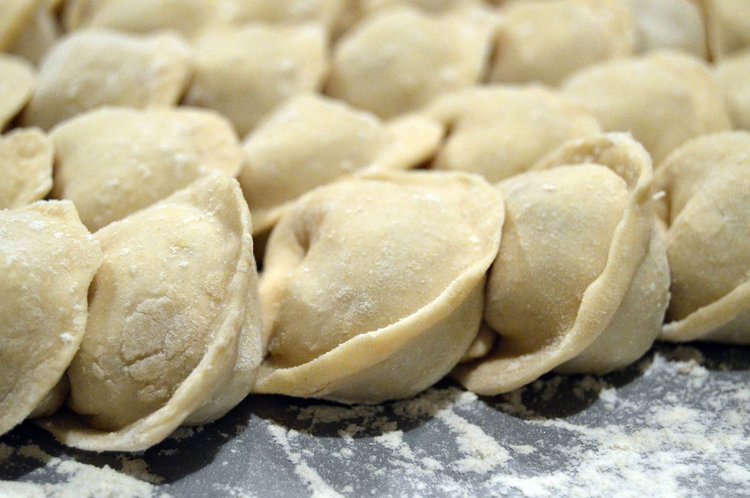 Pierogi z wiśniami