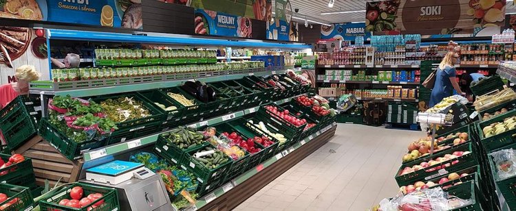 Nowe miejsca pracy, zakupy prosto pod drzwi. W Polsce otwiera się nowa sieciówka