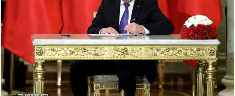 Szykuje się rewolucja w emeryturach, znacznie szybsze przejście na świadczenie. Prezydent już podpisał umowę