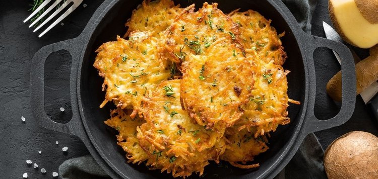 Jak smażyć placki ziemniaczane, żeby były idealnie chrupiące?