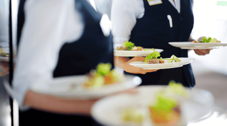 Koszmarne zachowania klientów w restauracjach