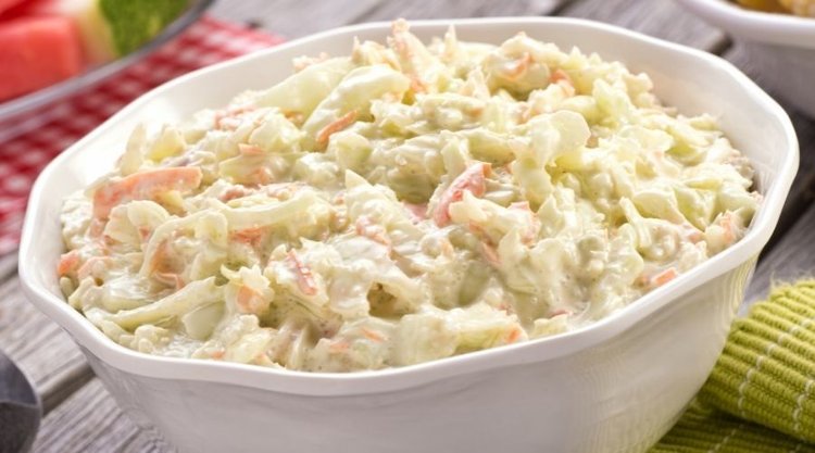 Cudnie chrupka surówka coleslaw bez grama kapusty