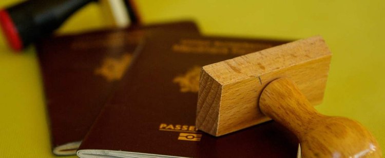 Okazuje się, że polski paszport jest jednym z najsilniejszych na świecie. Daleko w tyle zostawiamy USA