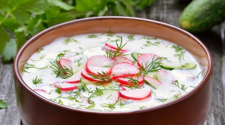 Orzeźwiający i pyszny chłodnik z rzodkiewką. Prawdziwy smak lata