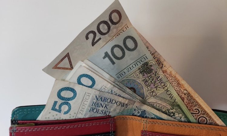 Wielkie zmiany dla emerytów i rencistów. ZUS podał nowe kwoty