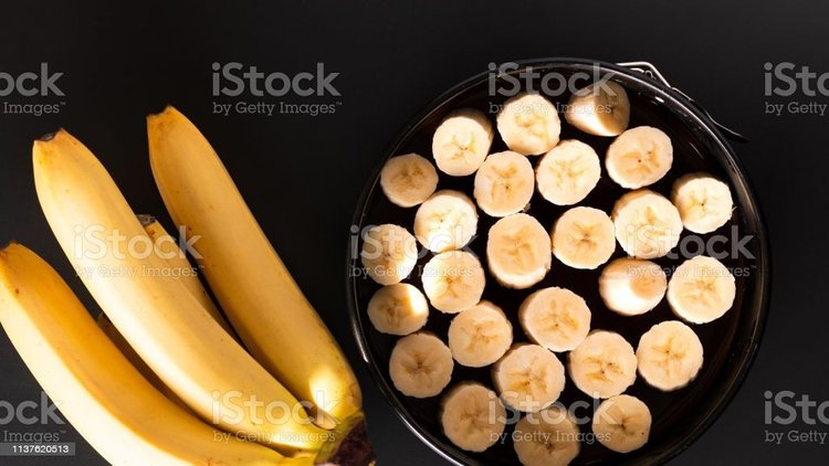 Tarta czekoladowa z bananami