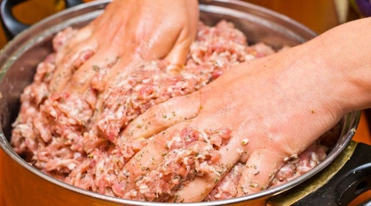 Soczyste mielone bez namoczonej bułki z wyjątkowym dodatkiem