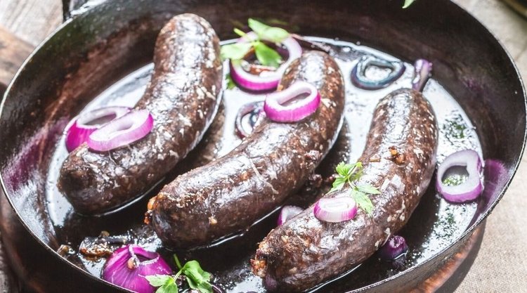 Prosta i błyskawiczna kaszanka z patelni. Klasyczna kolacja