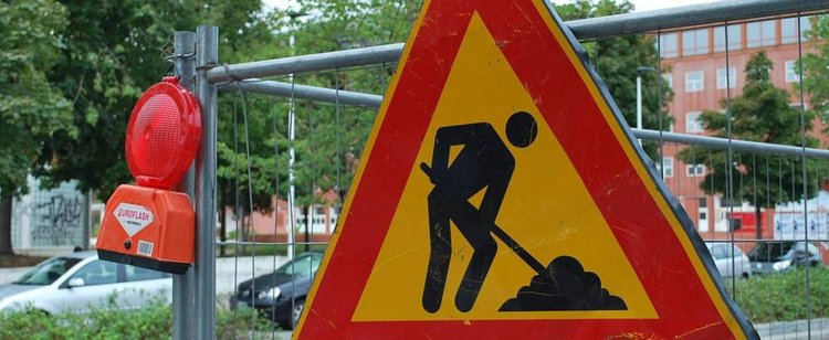 1 czerwca wejdą w życie nowe przepisy drogowe. Piesi będą mieć pierwszeństwo przed pasami