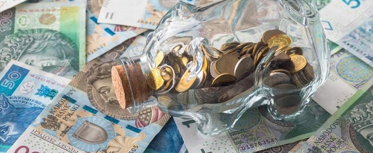 Jeden z największych banków w Polsce podjął trudną decyzję. Oszczędzanie, jakie znamy odchodzi do lamusa