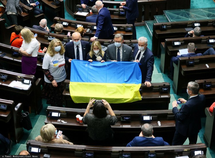 Sejm przyjął uchwałę w sprawie agresji Rosji na Ukrainę