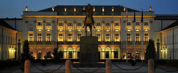 Ile zarabia prezydent Polski? Zarobki głowy państwa zaskakują wiele osób