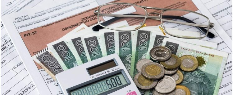 Zwrot podatku z PIT 2021 już niebawem. Lepiej zapamiętać ważne daty