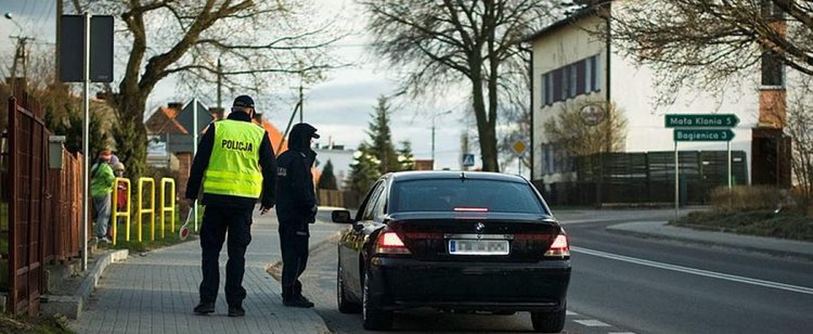 Za kółko wsiądziesz bez prawa jazdy w kieszeni. Jest jednak pewien haczyk