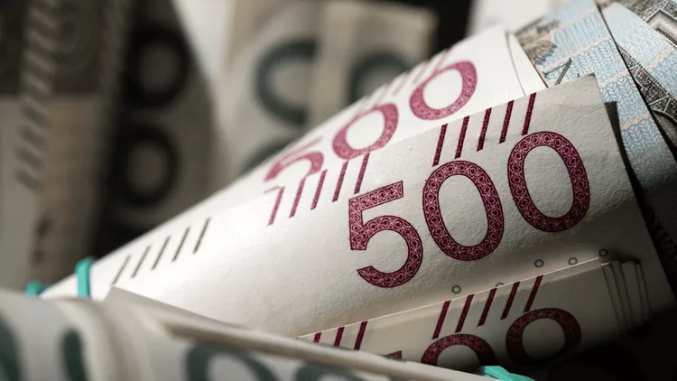 Klienci tego operatora dostaną po 500 zł rekompensaty. UOKiK zdecydował