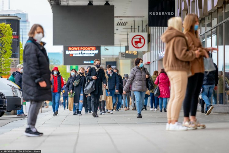 Sondaż mówi sam za siebie. Prawie 41 proc. Polaków przeciwnych nowemu świadczeniu