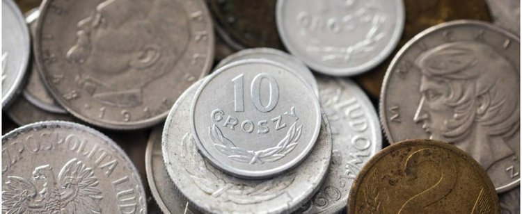 Monety z PRL dalej zalegają w szufladach Polaków. Niektóre warte są krocie