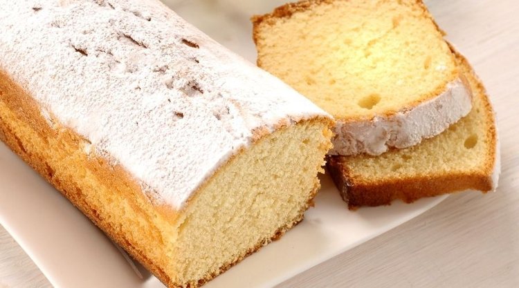 Szybkie ciasto cytrynowe z cukinią