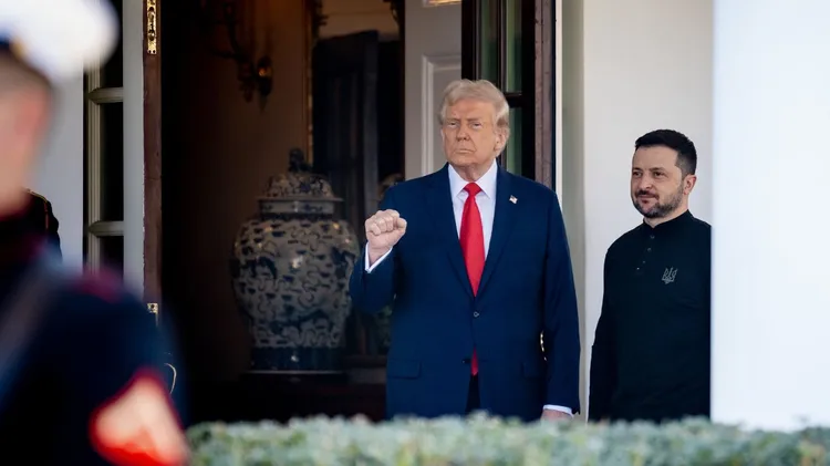 Trump nie rzuca słów na wiatr. Nowe cła uderzą 2 kwietnia. "Bawcie się dobrze!"