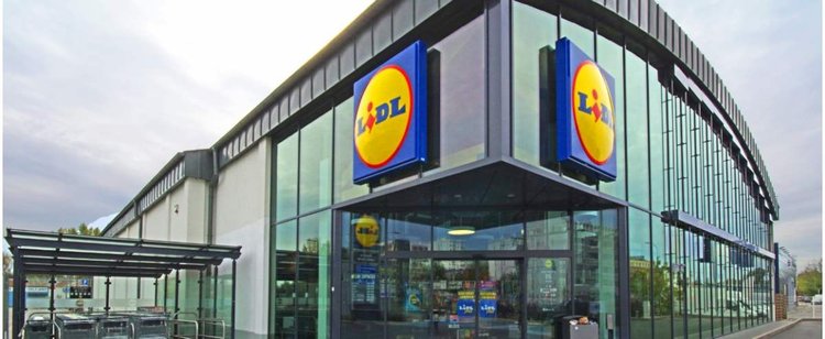 Lidl zmienił godziny otwarcia swoich sklepów. Zakupy możesz zrobić całą dobę