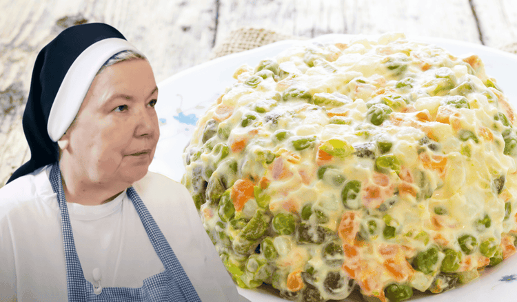 Siostra Anastazja zdradziła swój przepis na sałatkę jarzynową. 1 składnik robi wielką różnicę