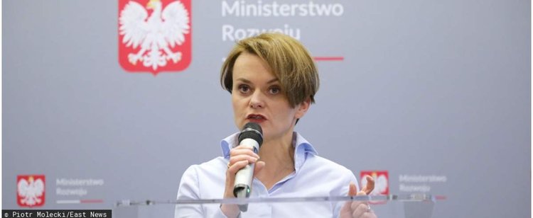 Emilewicz o powrocie do gospodarki sprzed wirusa. Jest data, musimy jeszcze trochę poczekać