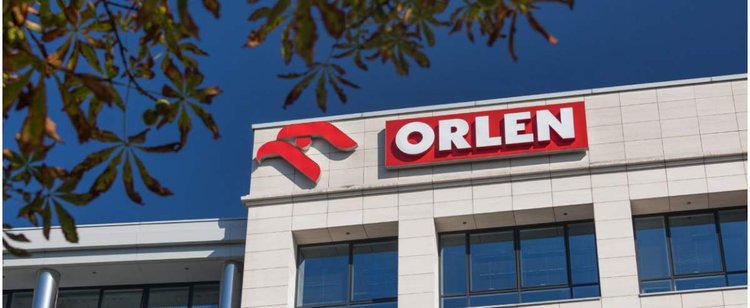 Nacjonalizacja mediów w Polsce wystartowała. Orlen przejmuje duże medium