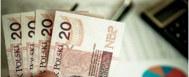 Nowe stawki VAT od początku lipca. Wiemy już, co zdrożeje i lepiej uszykuj więcej pieniędzy na zakupy