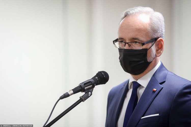 Minister Zdrowia złożył Polakom obietnicę. Padła deklaracja o karetkach