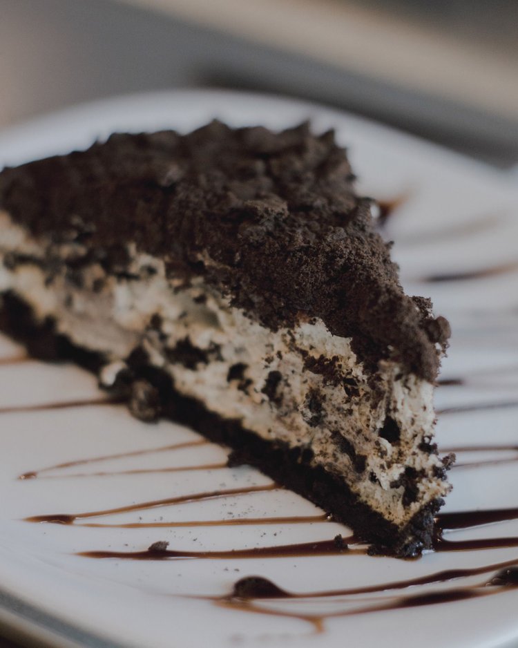 Peanut Butter Oreo Pie – pyszny deser do kawy