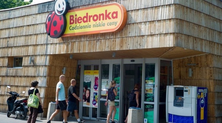 Biedronka ponownie rozpieszcza klientów. Teraz w ofercie specjały z Podlasia i Lubelszczyzny