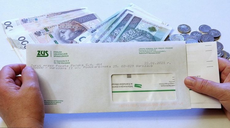 Ważna zmiana w ZUS. Od 1 kwietnia emerytury pójdą w dół