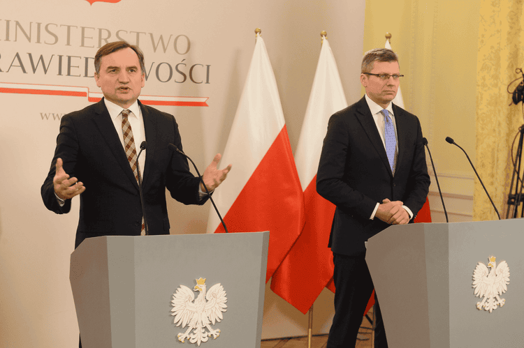 Koniec naciągactwa. Przepisy ustawy antylichwiarskiej weszły w życie