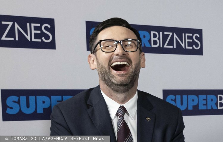 Afera Orlenu. Posłowie Koalicji Obywatelskiej stworzyli specjalny kalkulator 