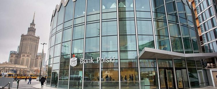 Uwaga na fałszywą aplikację PKO BP. Można stracić dostęp do pieniędzy
