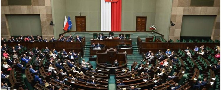 Córka wicemarszałka Sejmu z lukratywną posadą w TVP. Pensję ma tak wysoką, że w telewizji dochodzi do napięć