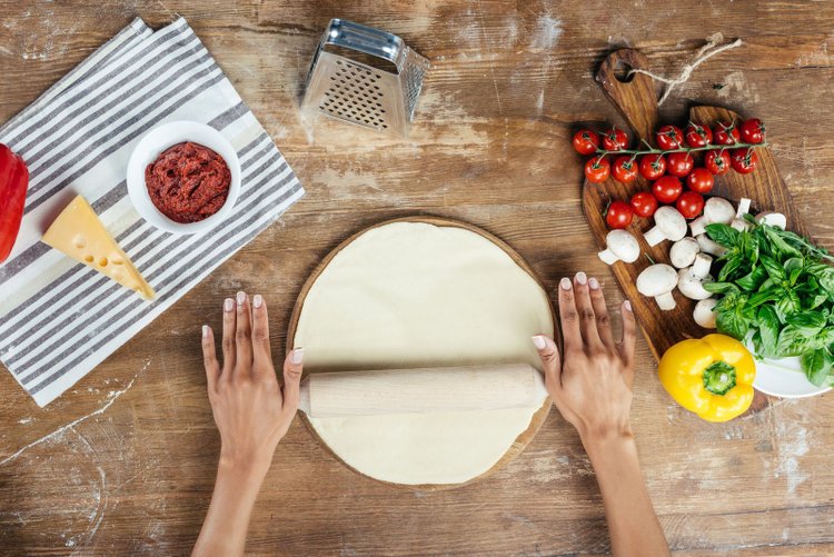 Ciasto na pizzę - najlepszy i najprostszy przepis
