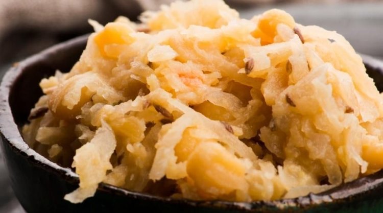 Babciny przepis na wigilijną kapustę z grochem. Gęsta i bez zasmażki