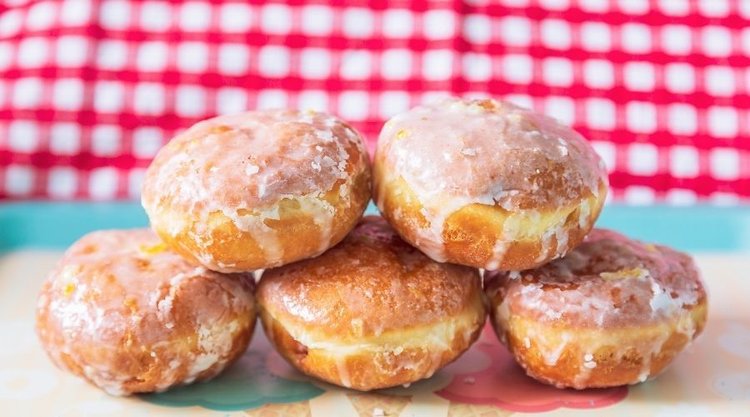 Cudowne domowe pączki bez jajek i mleka