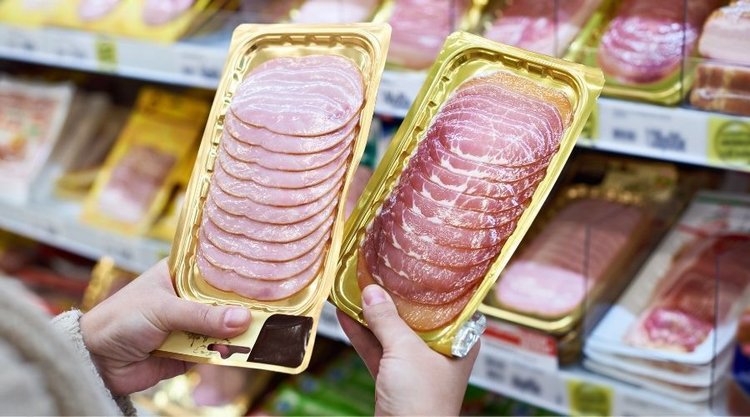 Na co uważać podczas wybierania wędlin? 