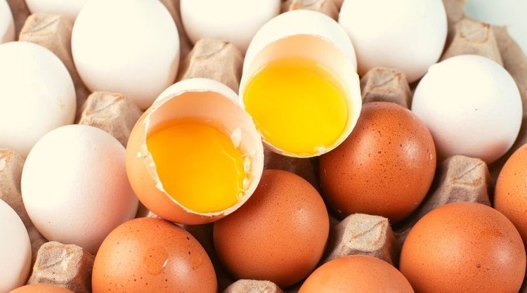 Jak przygotować jajka, żeby były w pełni bezpieczne? Nawet surowe