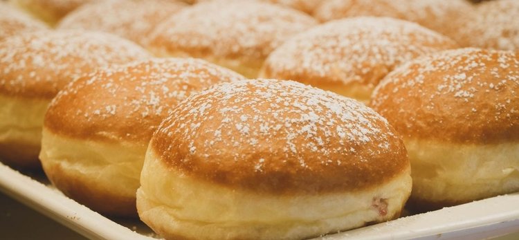 Sposób na domowe, lekkie, wyrośnięte i puszyste pączki