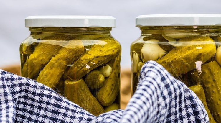 Charakterne ogórki po kozacku. Absolutny przebój wśród przetworów