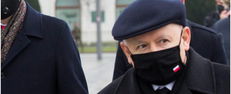 Czternasta emerytura nie dla każdego. Oto dlaczego Jarosław Kaczyński musi obejść się smakiem
