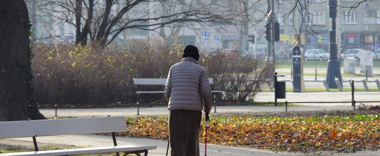 Zapisy zaczną się już w piątek, wszyscy seniorzy powinni pamiętać. Kolejna grupa już po tygodniu