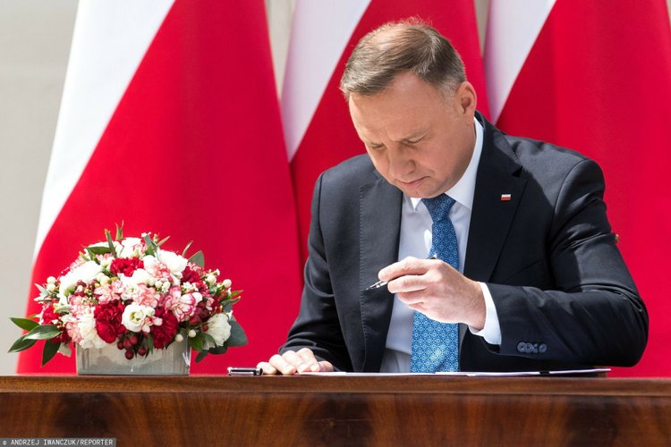 Prezydent podpisał ustawę. ZUS zajmie się obsługą 500 plus