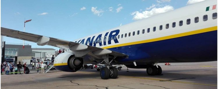 Ryanair nie będzie już pobierał opłaty za zmianę rezerwacji. Ale tylko w dwóch sytuacjach