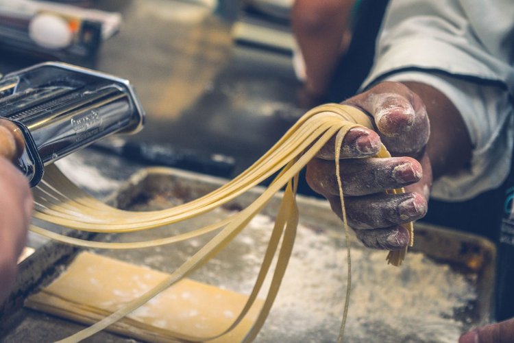 Pasta - oryginalny włoski przepis na wyśmienitą bazę do potraw
