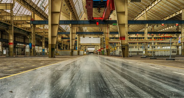 Opel kończy produkcję samochodów osobowych w Gliwicach. Na dniach z taśmy zjedzie ostatni egzemplarz